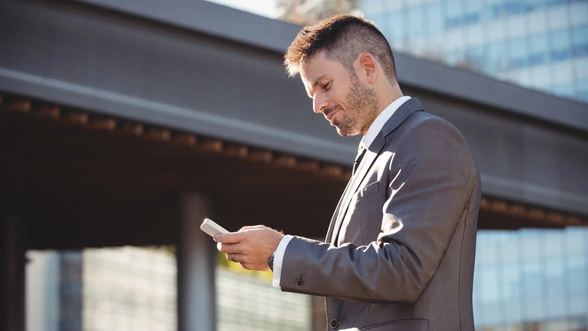 Gryvizauft: Automated Bulk Mobile Recharge & Top Up Mobile for Staff.